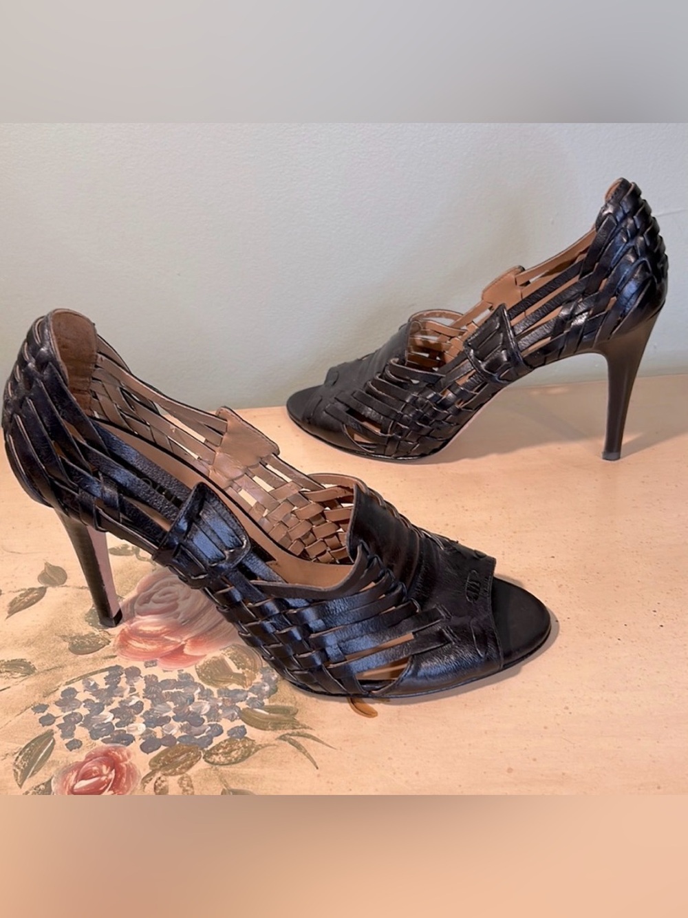 Boutique 9 Black Woven Leather Open Toe Heel Shoes 8.5